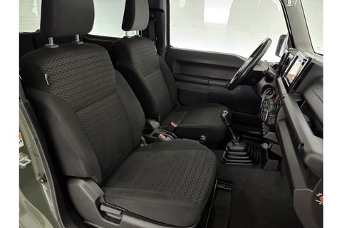 Suzuki Jimny 1.5 All Grip 4x4 LED Trekhaak Clima Navigatie 15''LMV