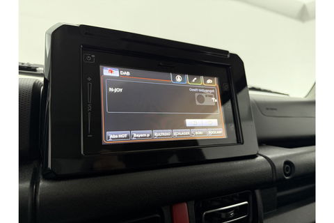 Suzuki Jimny 1.5 All Grip 4x4 LED Trekhaak Clima Navigatie 15''LMV