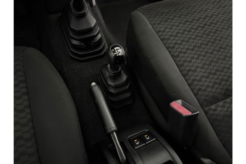 Suzuki Jimny 1.5 All Grip 4x4 LED Trekhaak Clima Navigatie 15''LMV