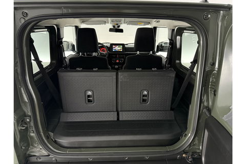 Suzuki Jimny 1.5 All Grip 4x4 LED Trekhaak Clima Navigatie 15''LMV