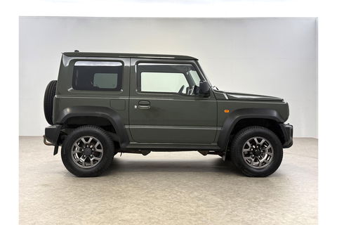 Suzuki Jimny 1.5 All Grip 4x4 LED Trekhaak Clima Navigatie 15''LMV