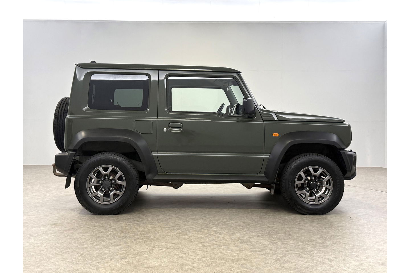Suzuki Jimny 1.5 All Grip 4x4 LED Trekhaak Clima Navigatie 15''LMV