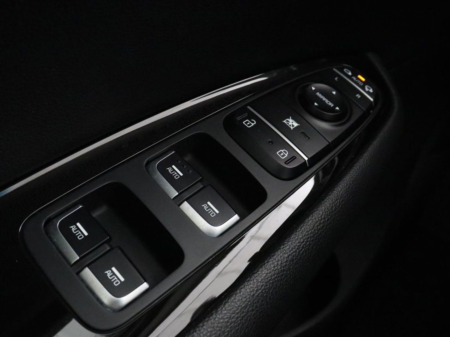 Kia Optima 2.0 GDI PHEV ExecutiveLine | Panoramadak | Stoelventilatie | Leder | Adaptive cruise | 360 Camera | Harman/Kardon | Carplay | Stoel & stuurverwarming | Keyless | Navigatie