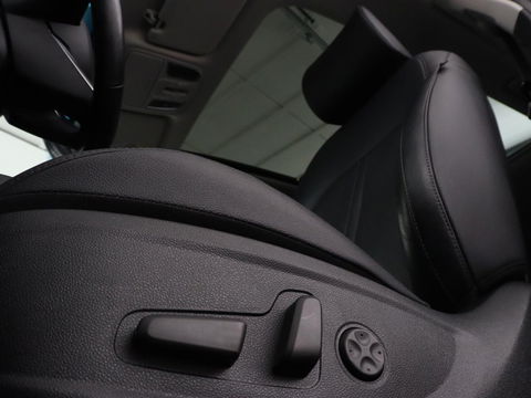 Kia Optima 2.0 GDI PHEV ExecutiveLine | Panoramadak | Stoelventilatie | Leder | Adaptive cruise | 360 Camera | Harman/Kardon | Carplay | Stoel & stuurverwarming | Keyless | Navigatie
