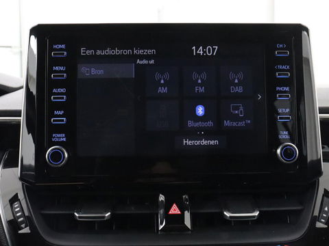 Toyota Corolla 2.0 Hybrid Dynamic | Carplay | Adaptive cruise | Navigatie | Camera | Full LED | Climate control | Keyless | DAB | Getint glas
