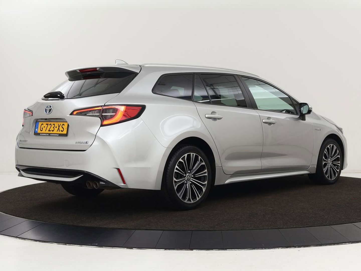 Toyota Corolla 2.0 Hybrid Dynamic | Carplay | Adaptive cruise | Navigatie | Camera | Full LED | Climate control | Keyless | DAB | Getint glas