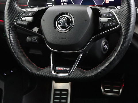Škoda Octavia 1.4 TSI RS iV PHEV | Head-Up | Stoel & stuurverwarming | Adaptive cruise | Standkachel | Matrix LED | Massage | Alcantara | Camera | Carplay | Memory | Canton Sound | Virtual Cockpit | Side Assist