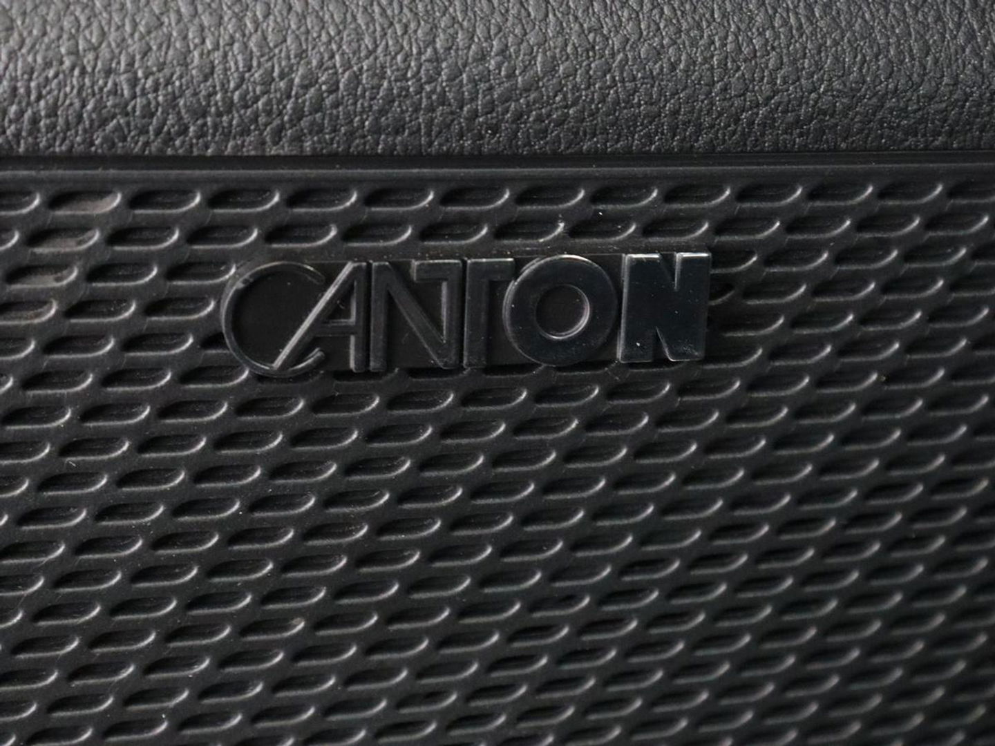 Škoda Octavia 1.4 TSI RS iV PHEV | Head-Up | Stoel & stuurverwarming | Adaptive cruise | Standkachel | Matrix LED | Massage | Alcantara | Camera | Carplay | Memory | Canton Sound | Virtual Cockpit | Side Assist