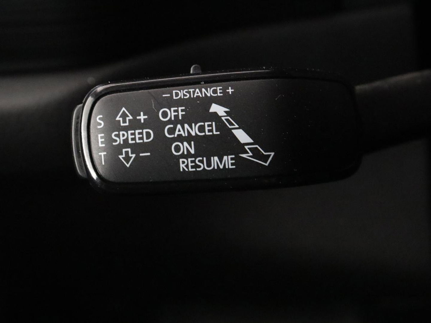 Škoda Kodiaq 1.5 TSI Business Edition | Panoramadak | Stoelverwarming | Adaptive cruise | Trekhaak | Virtual Cockpit | Canton Sound | Keyless | Camera | Navigatie | Carplay | 19'' lichtmetalen velgen
