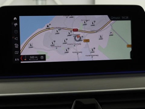 BMW 5 Serie 530e M Sport | Alcantara | Stoelverwarming | Trekhaak | Camera | Sfeerverlichting | Park Assist | Sportstoelen | Navigatie
