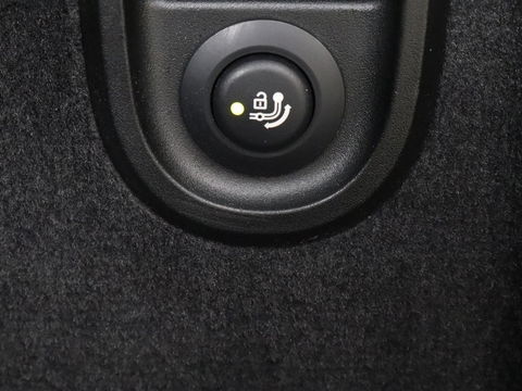 BMW 5 Serie 530e High Executive | Panoramadak | Head-Up | Adaptive cruise | Trekhaak | Bowers & Wilkins | Leder | Stoelverwarming | 360 Camera | Carplay | Keyless | Navigatie