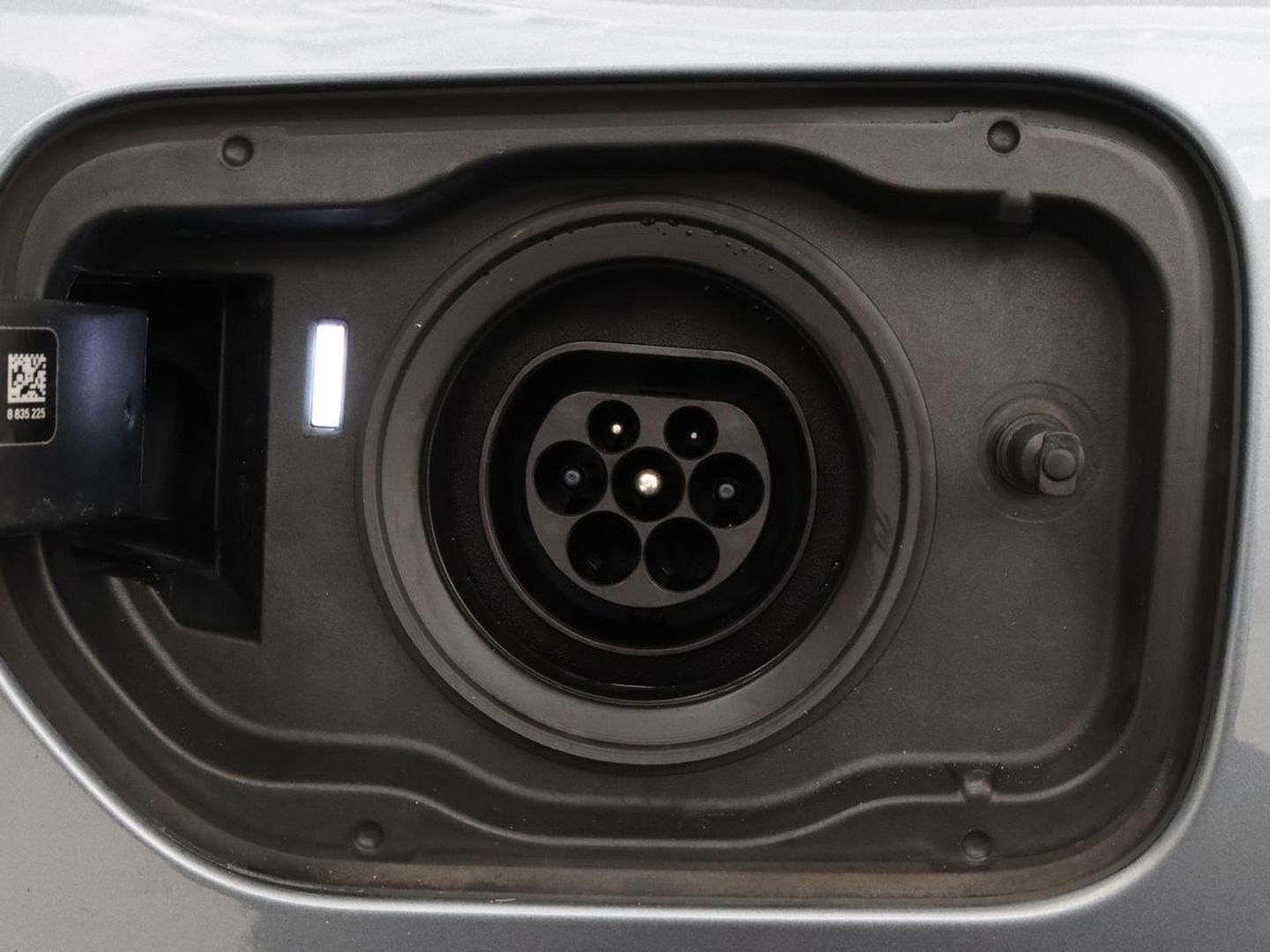 BMW 5 Serie 530e High Executive | Panoramadak | Head-Up | Adaptive cruise | Trekhaak | Bowers & Wilkins | Leder | Stoelverwarming | 360 Camera | Carplay | Keyless | Navigatie