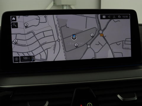 BMW 5 Serie 530e High Executive | Panoramadak | Head-Up | Adaptive cruise | Trekhaak | Bowers & Wilkins | Leder | Stoelverwarming | 360 Camera | Carplay | Keyless | Navigatie