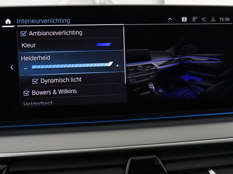 BMW 5 Serie 530e High Executive | Panoramadak | Head-Up | Adaptive cruise | Trekhaak | Bowers & Wilkins | Leder | Stoelverwarming | 360 Camera | Carplay | Keyless | Navigatie