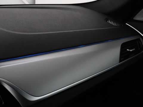 BMW 5 Serie 530e High Executive | Panoramadak | Head-Up | Adaptive cruise | Trekhaak | Bowers & Wilkins | Leder | Stoelverwarming | 360 Camera | Carplay | Keyless | Navigatie