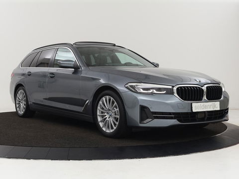 BMW 5 Serie 530e High Executive | Panoramadak | Head-Up | Adaptive cruise | Trekhaak | Bowers & Wilkins | Leder | Stoelverwarming | 360 Camera | Carplay | Keyless | Navigatie