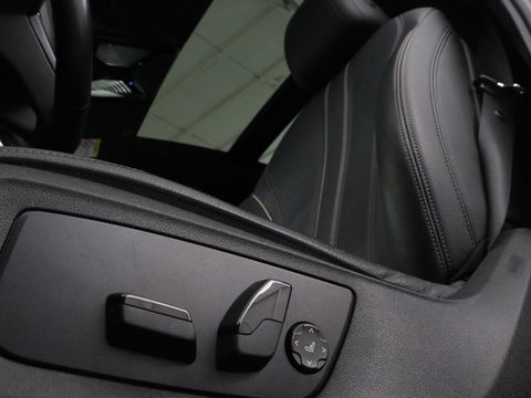 BMW 5 Serie 530e High Executive | Panoramadak | Head-Up | Adaptive cruise | Trekhaak | Bowers & Wilkins | Leder | Stoelverwarming | 360 Camera | Carplay | Keyless | Navigatie