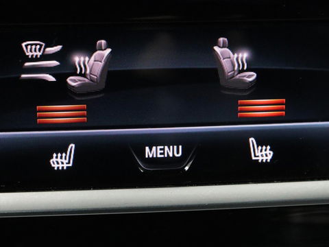 BMW 5 Serie 530e High Executive | Panoramadak | Head-Up | Adaptive cruise | Trekhaak | Bowers & Wilkins | Leder | Stoelverwarming | 360 Camera | Carplay | Keyless | Navigatie