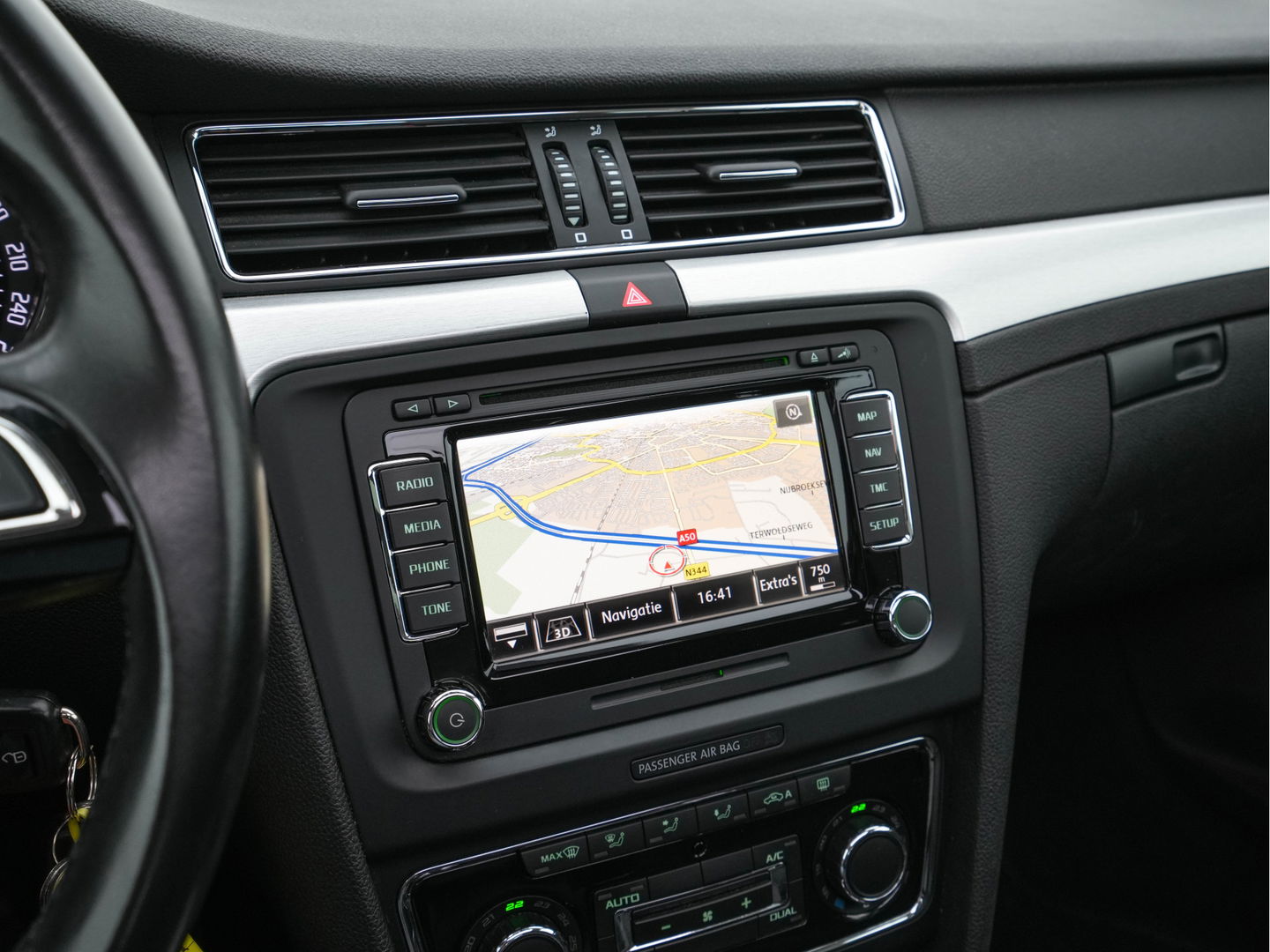 Škoda Superb Combi 1.6 TDI Sprint Pro *PANO | NAVI-FULLMAP | MEMORY-PACK | ECC | PDC | CRUISE | 16''ALU*