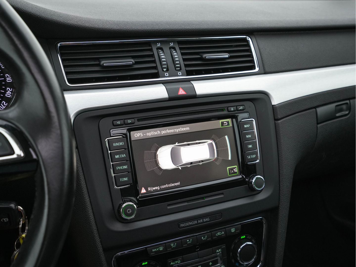 Škoda Superb Combi 1.6 TDI Sprint Pro *PANO | NAVI-FULLMAP | MEMORY-PACK | ECC | PDC | CRUISE | 16''ALU*