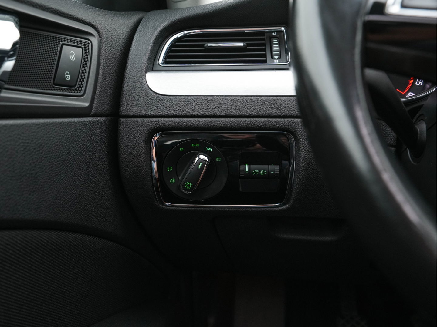 Škoda Superb Combi 1.6 TDI Sprint Pro *PANO | NAVI-FULLMAP | MEMORY-PACK | ECC | PDC | CRUISE | 16''ALU*
