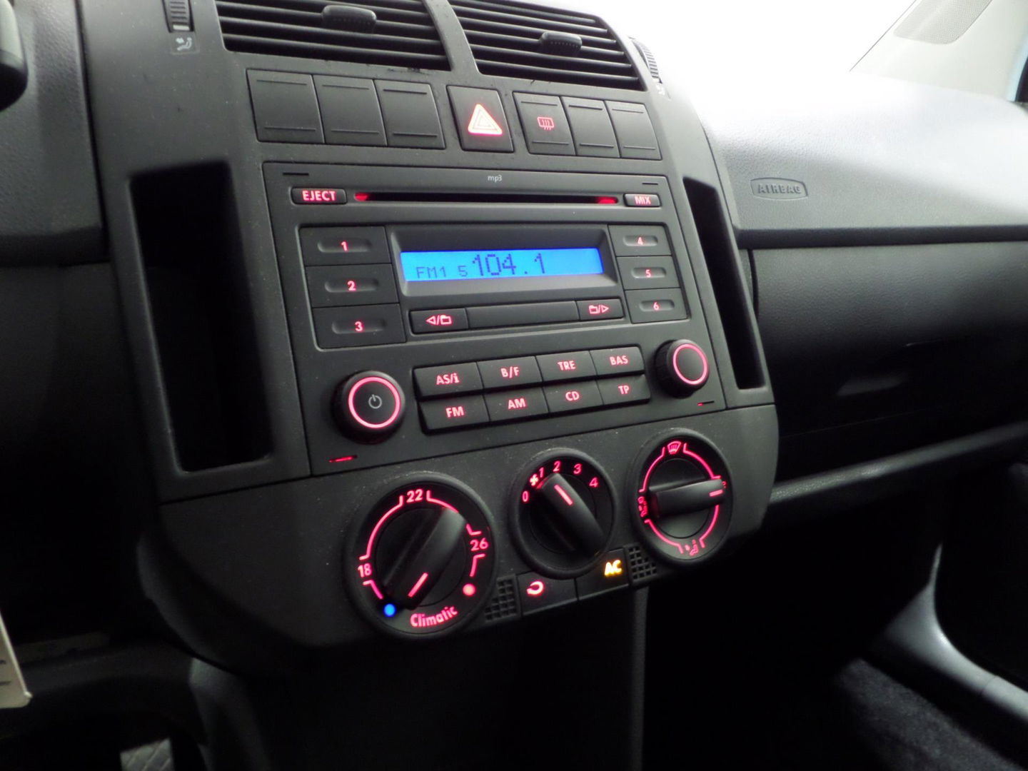 Volkswagen Polo 1.4-16V Optive "Origineel NL!" Automaat! "1e eigenaar" Airco Elektrische ramen Dealer onderhouden Unieke auto !