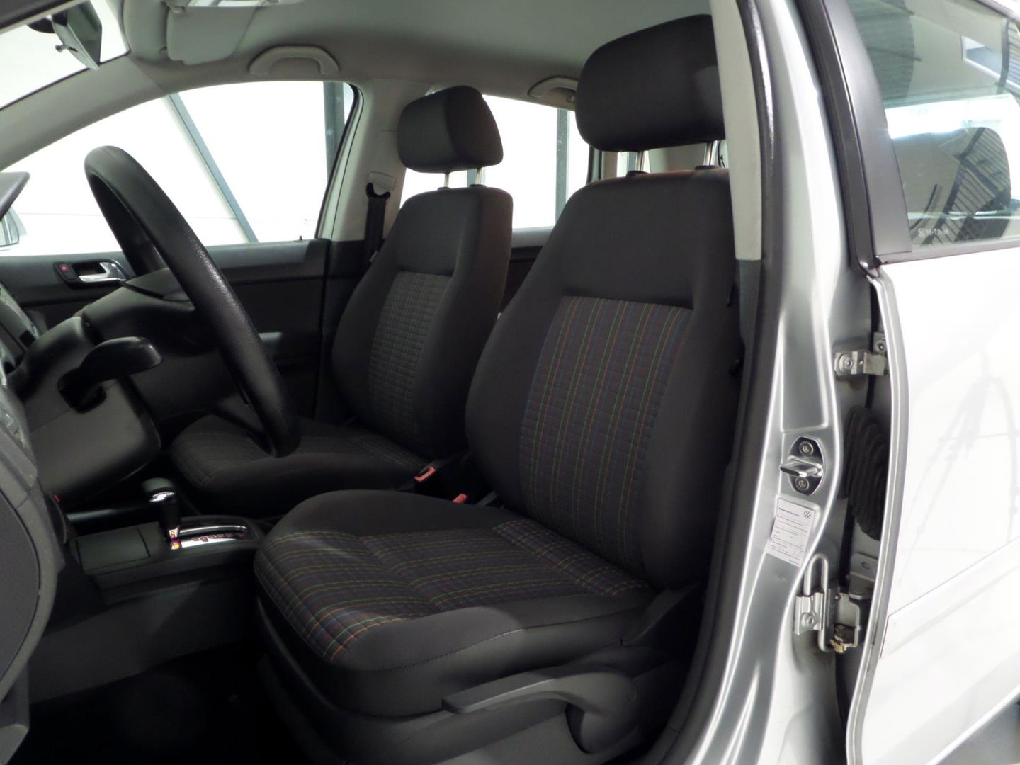 Volkswagen Polo 1.4-16V Optive "Origineel NL!" Automaat! "1e eigenaar" Airco Elektrische ramen Dealer onderhouden Unieke auto !
