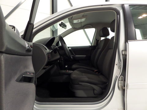Volkswagen Polo 1.4-16V Optive "Origineel NL!" Automaat! "1e eigenaar" Airco Elektrische ramen Dealer onderhouden Unieke auto !