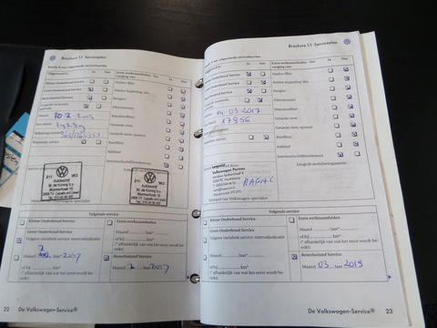 Volkswagen Polo 1.4-16V Optive "Origineel NL!" Automaat! "1e eigenaar" Airco Elektrische ramen Dealer onderhouden Unieke auto !