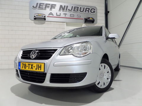 Volkswagen Polo 1.4-16V Optive "Origineel NL!" Automaat! "1e eigenaar" Airco Elektrische ramen Dealer onderhouden Unieke auto !