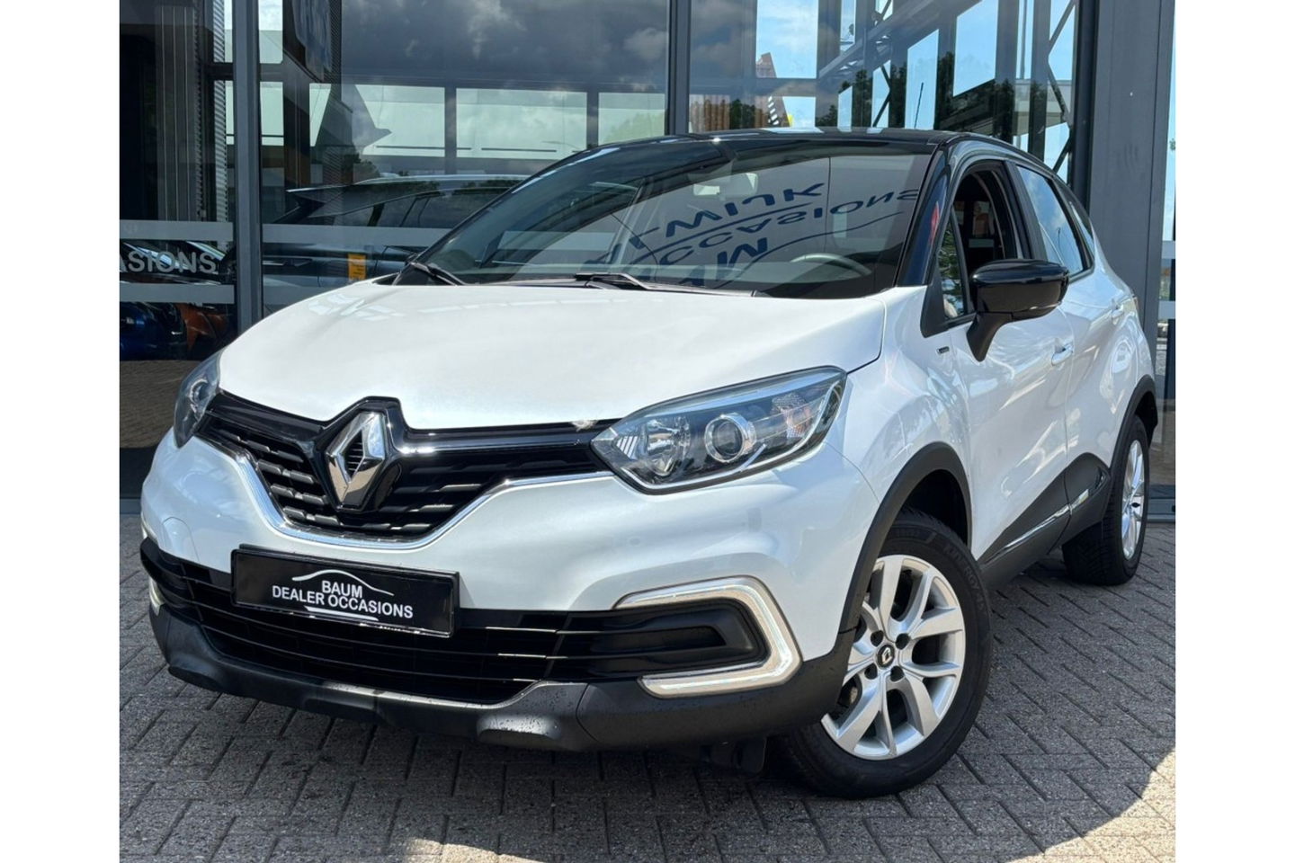 Renault Captur 0.9 TCE INTENS 90PK AIRCO NAVI PDC LMV