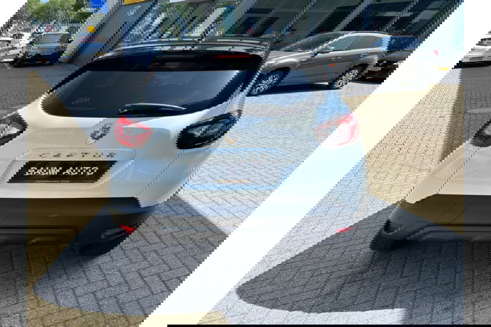 Renault Captur 0.9 TCE INTENS 90PK AIRCO NAVI PDC LMV
