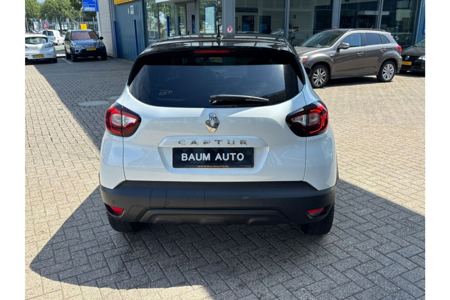 Renault Captur 0.9 TCE INTENS 90PK AIRCO NAVI PDC LMV