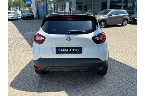 Renault Captur 0.9 TCE INTENS 90PK AIRCO NAVI PDC LMV