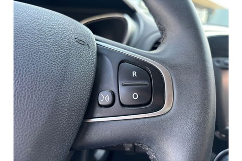 Renault Captur 0.9 TCE INTENS 90PK AIRCO NAVI PDC LMV