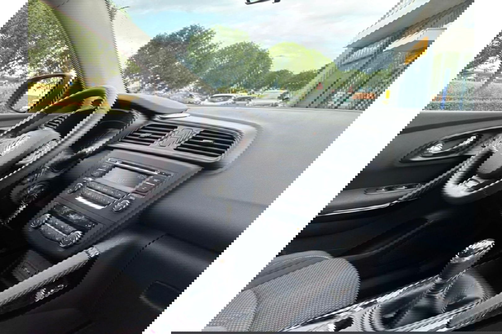 Renault Kadjar 1.2 TCE INTENS 130PK AIRCO PDC LMV