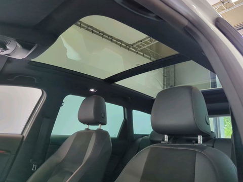 SEAT Leon Sportstourer Seat Leon 1.5 TSI 150PK Pano Virtual Trekhaak Black edition