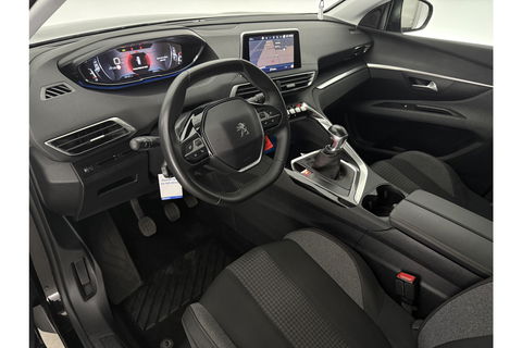 Peugeot 5008 1.2 PureTech 7 Persoons LED Trekhaak Camera Virtual Carplay Navi PDC 17''LMV