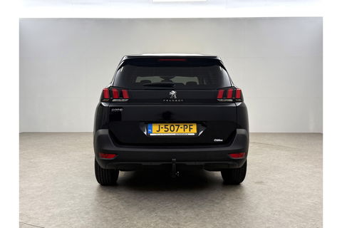 Peugeot 5008 1.2 PureTech 7 Persoons LED Trekhaak Camera Virtual Carplay Navi PDC 17''LMV
