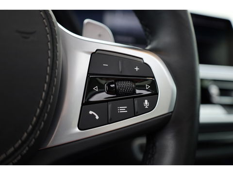 BMW X5 xDrive45e M Sport | Pano | HUD | Carbon int. | Elek. Trekhaak | Laser LED | 360cam | 22''