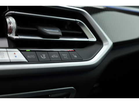 BMW X5 xDrive45e M Sport | Pano | HUD | Carbon int. | Elek. Trekhaak | Laser LED | 360cam | 22''