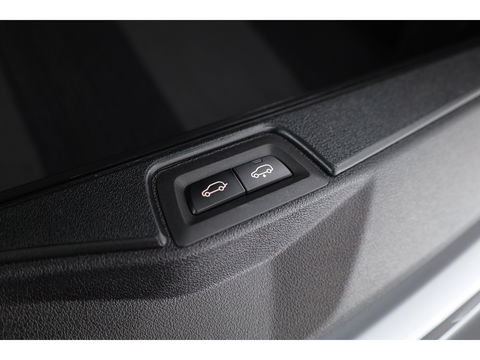 BMW X5 xDrive45e M Sport | Pano | HUD | Carbon int. | Elek. Trekhaak | Laser LED | 360cam | 22''