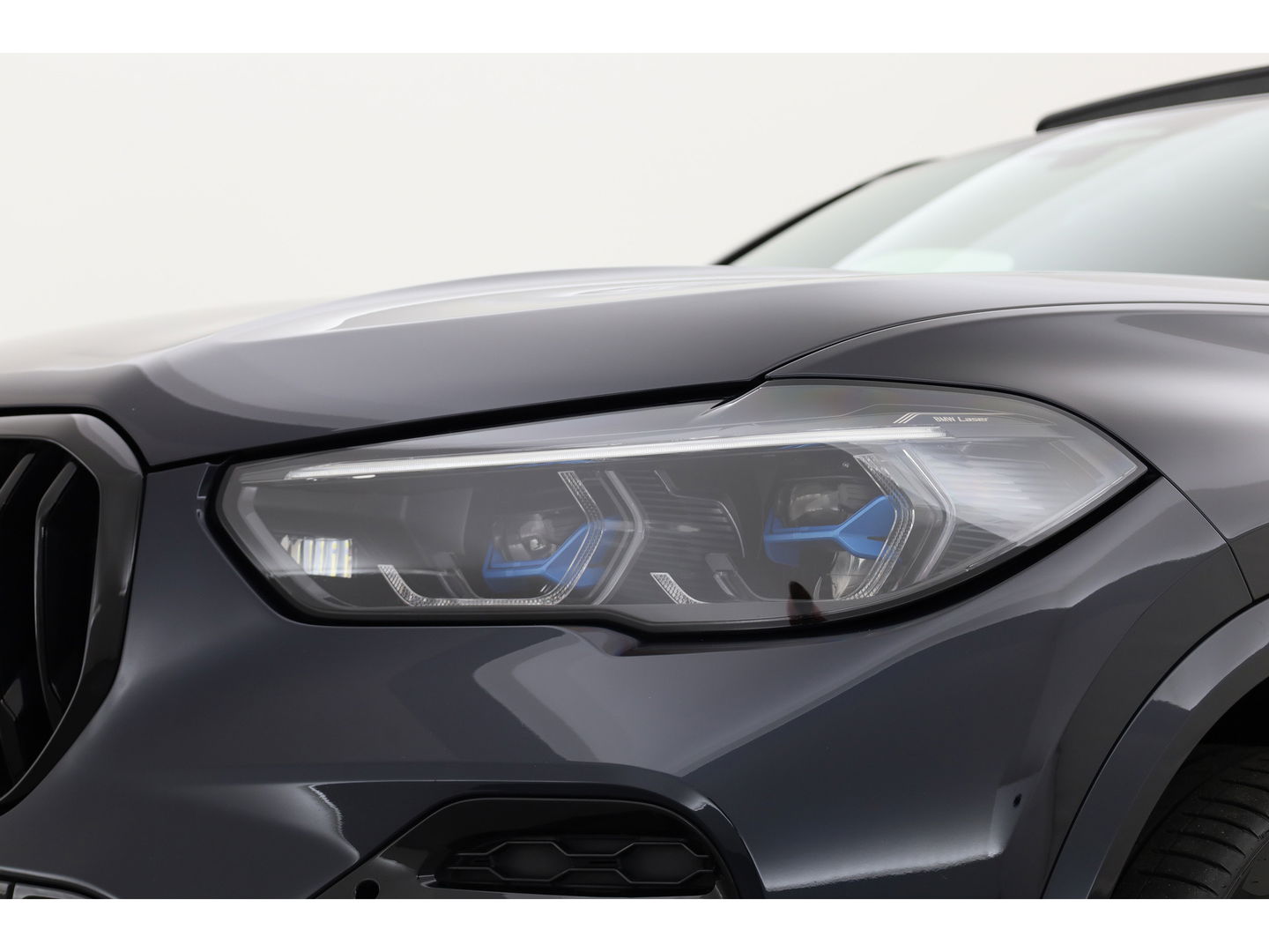 BMW X5 xDrive45e M Sport | Pano | HUD | Carbon int. | Elek. Trekhaak | Laser LED | 360cam | 22''