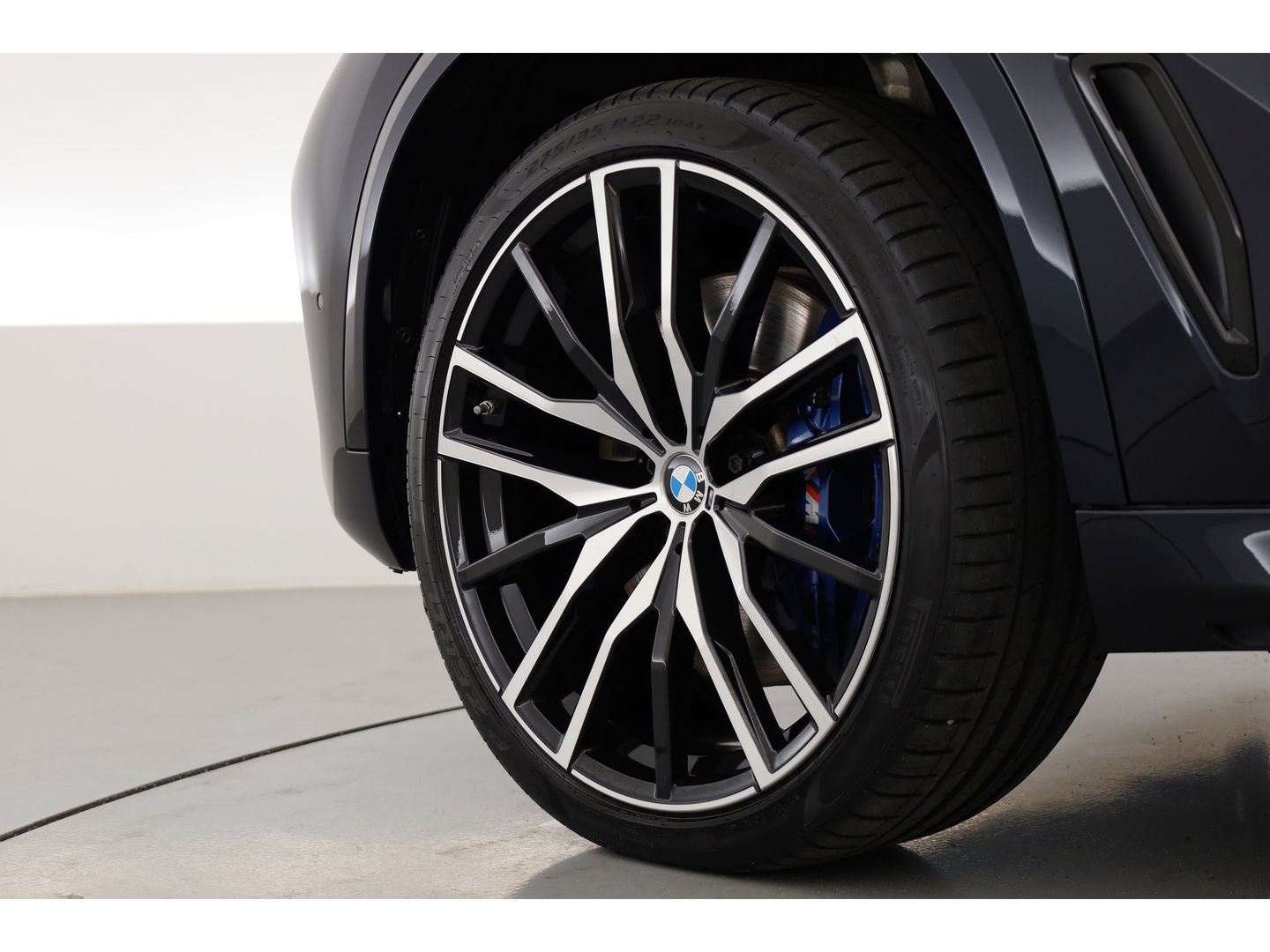 BMW X5 xDrive45e M Sport | Pano | HUD | Carbon int. | Elek. Trekhaak | Laser LED | 360cam | 22''