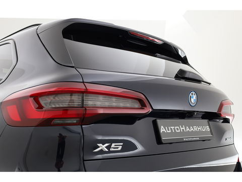 BMW X5 xDrive45e M Sport | Pano | HUD | Carbon int. | Elek. Trekhaak | Laser LED | 360cam | 22''