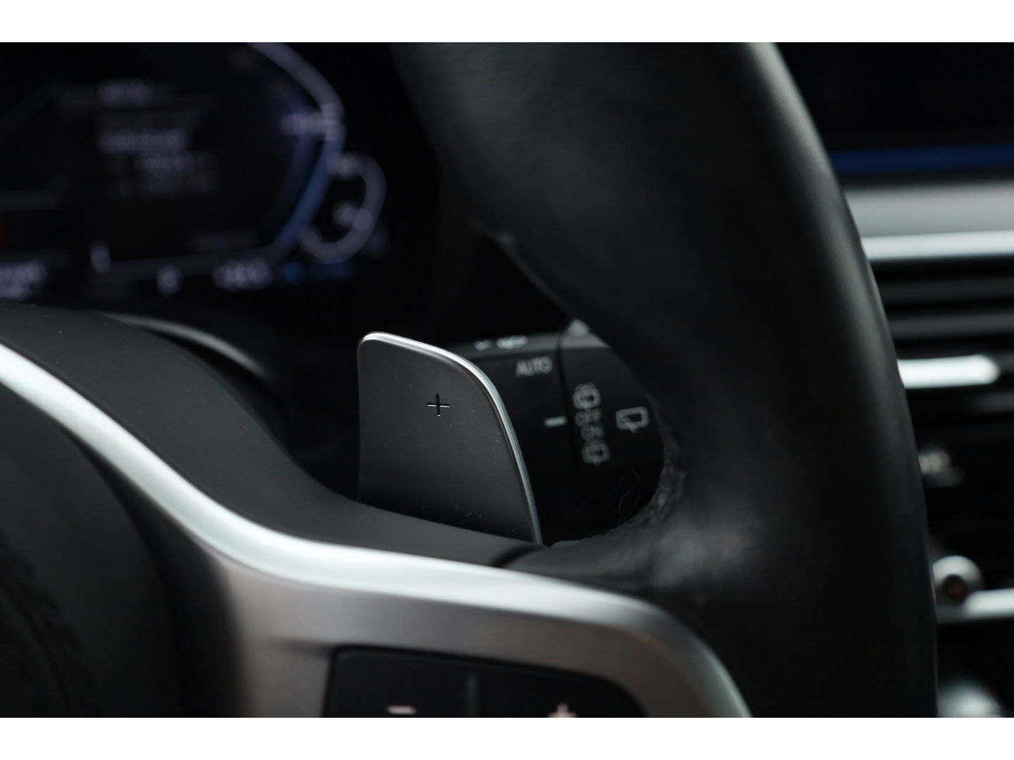 BMW 5 Serie Touring 530e M Sport | HUD | Laser LED | Camera | Leder | Keyless | Stoelverw. | Apple CarPlay
