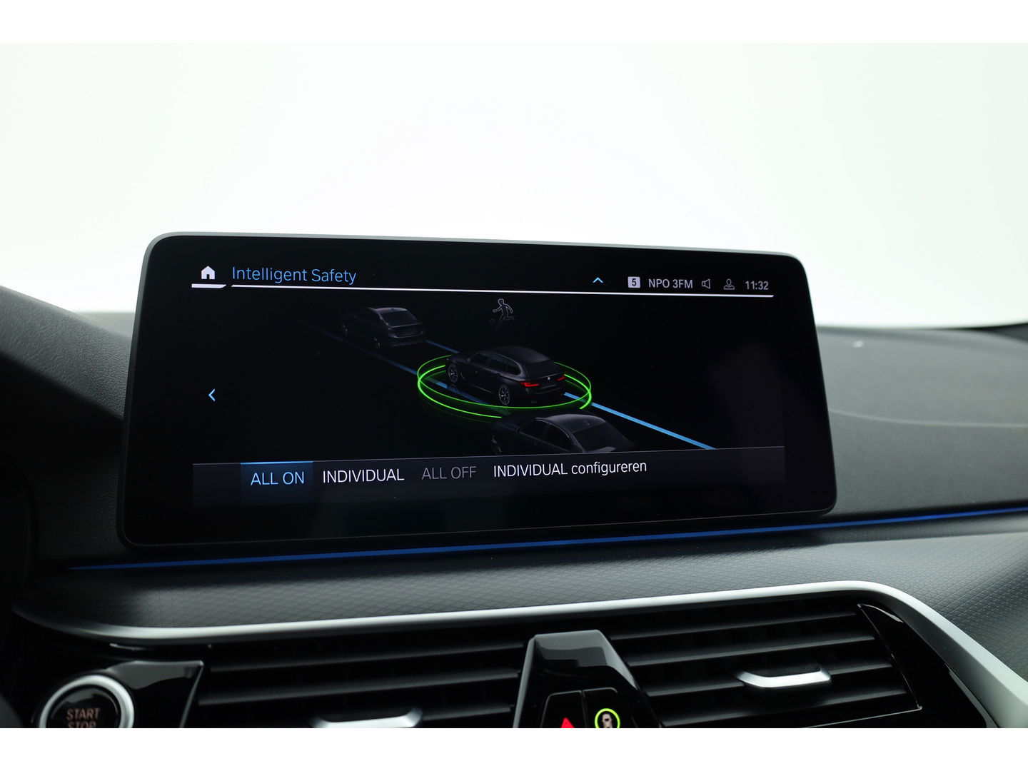 BMW 5 Serie Touring 530e M Sport | HUD | Laser LED | Camera | Leder | Keyless | Stoelverw. | Apple CarPlay