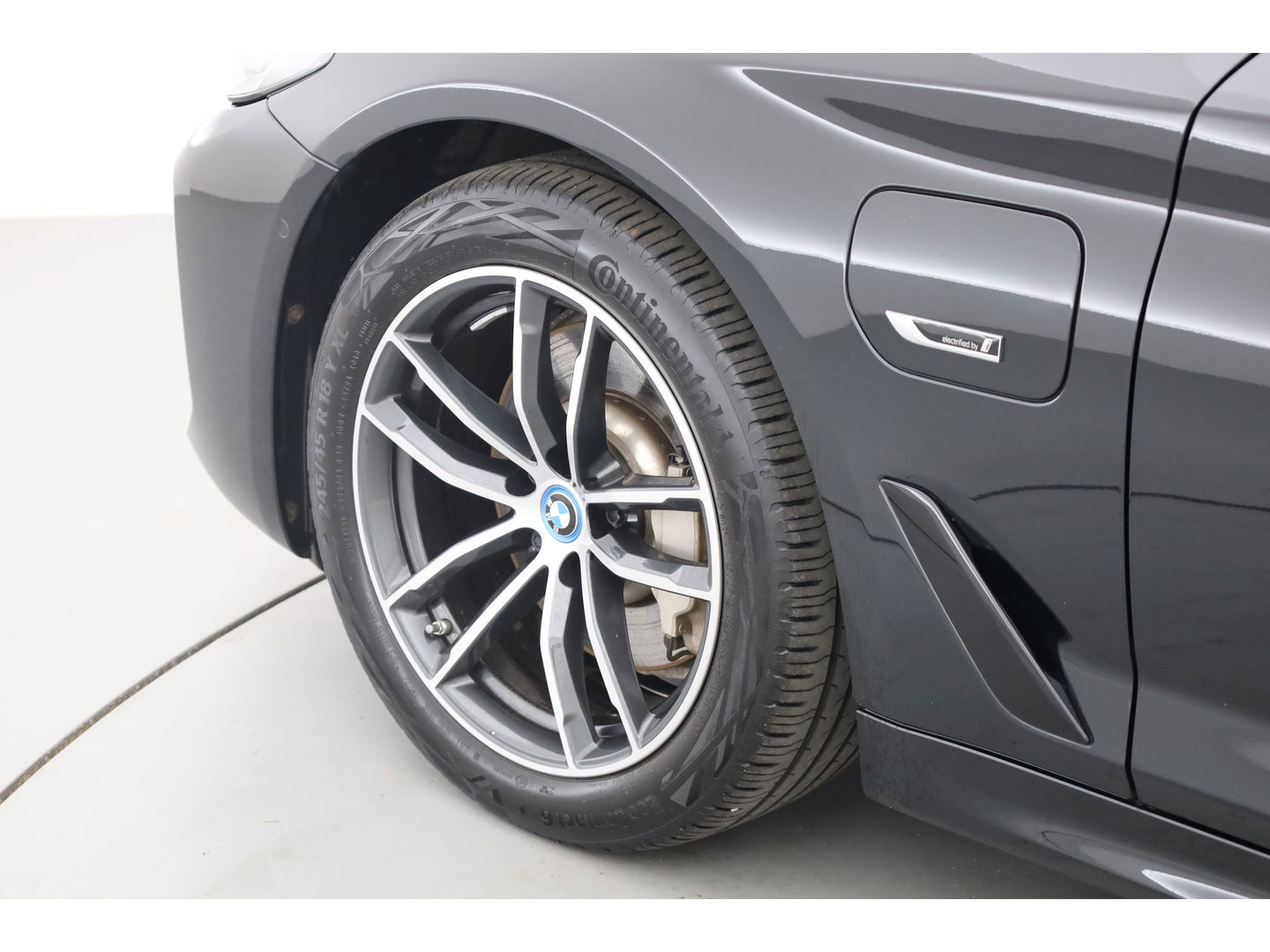 BMW 5 Serie Touring 530e M Sport | HUD | Laser LED | Camera | Leder | Keyless | Stoelverw. | Apple CarPlay