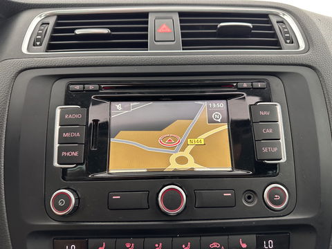 Volkswagen Jetta 1.4 TSI Hybrid Highline Aut. *PANO | XENON | NAVI-FULLMAP | CAMERA | COMFORT/HEATED-SEATS | ECC | PDC | CRUISE | 17''ALU*