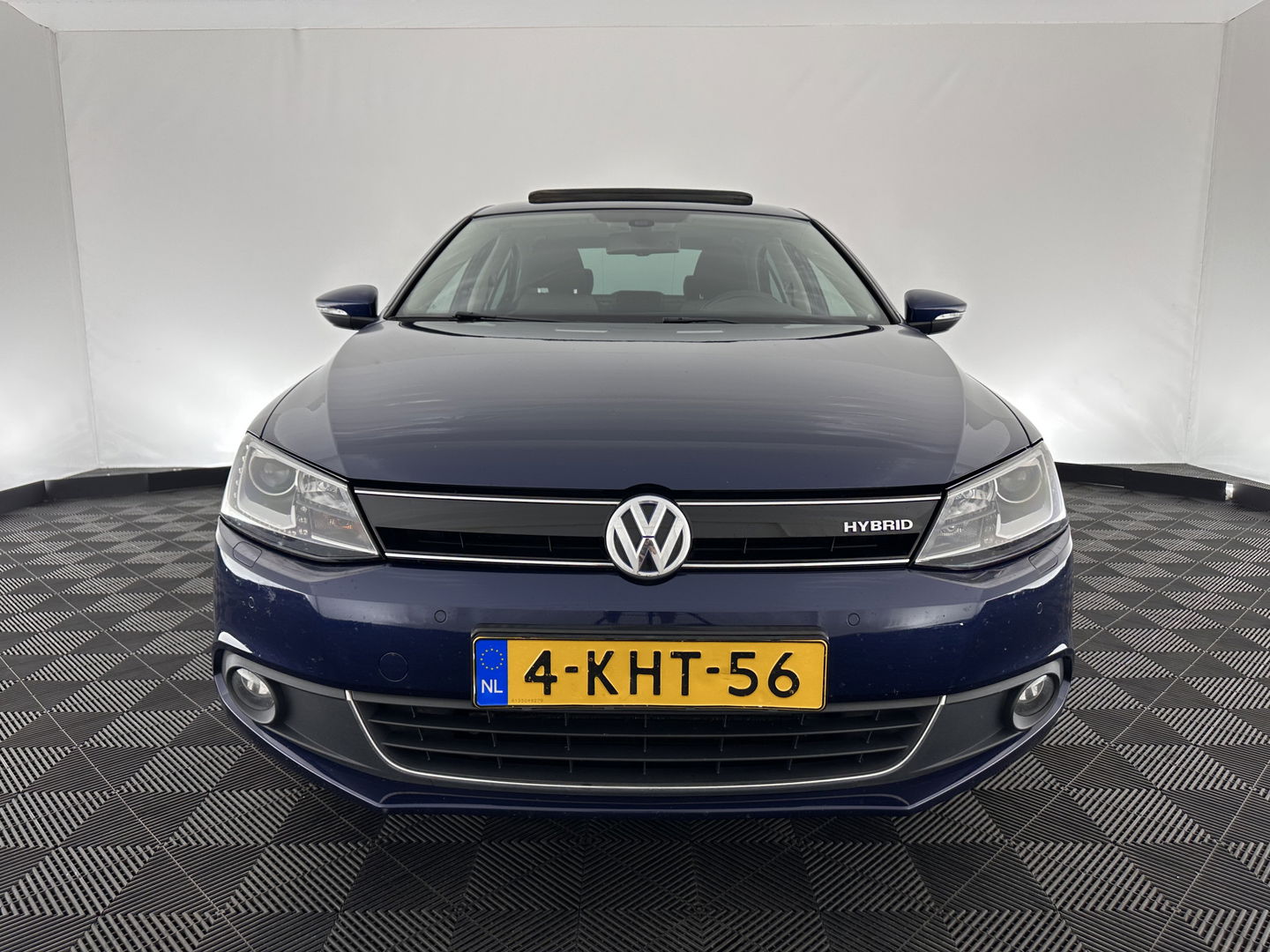 Volkswagen Jetta 1.4 TSI Hybrid Highline Aut. *PANO | XENON | NAVI-FULLMAP | CAMERA | COMFORT/HEATED-SEATS | ECC | PDC | CRUISE | 17''ALU*
